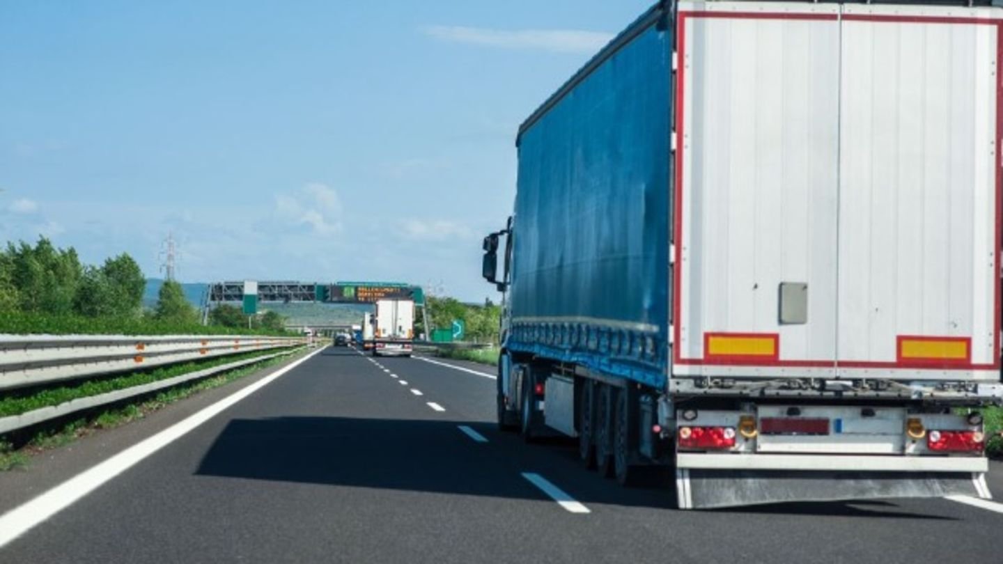 Faster Thunder Logistics